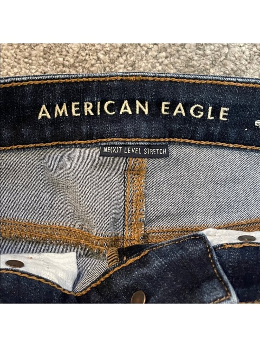 EC American Eagle Hi Rise Shortie Shorts - Dark Wash - Size 2 - Picture 3 of 5
